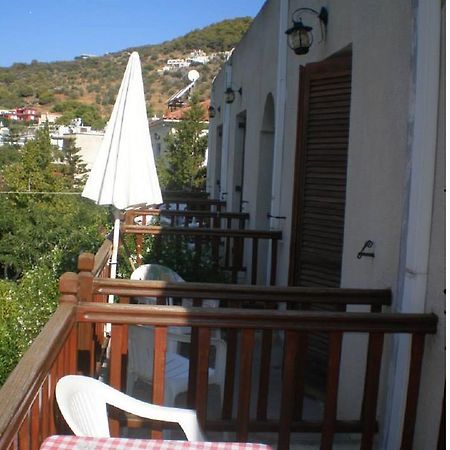 Ilios Apartments Poros Town Exterior foto